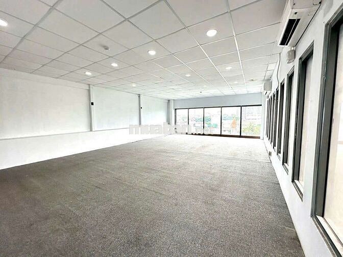 🏢 Office For Lease | CBD Location | Flexible Sizes From 70m² – 160m²