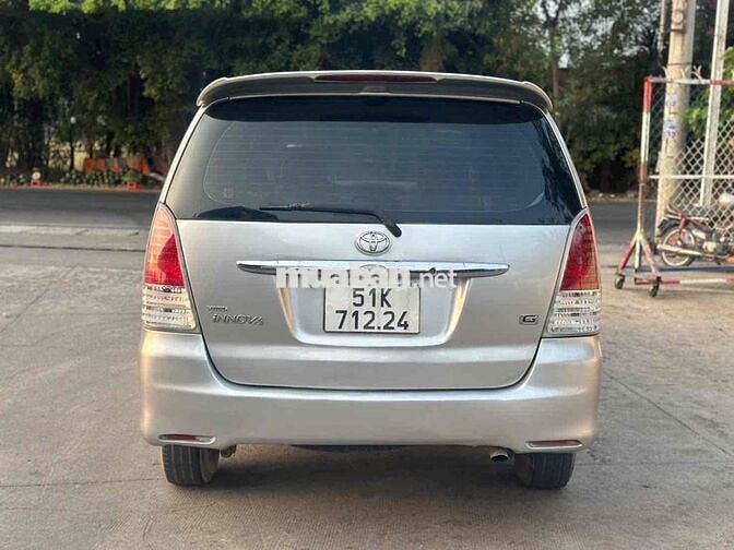 Toyota Innova J 2009 Bạc