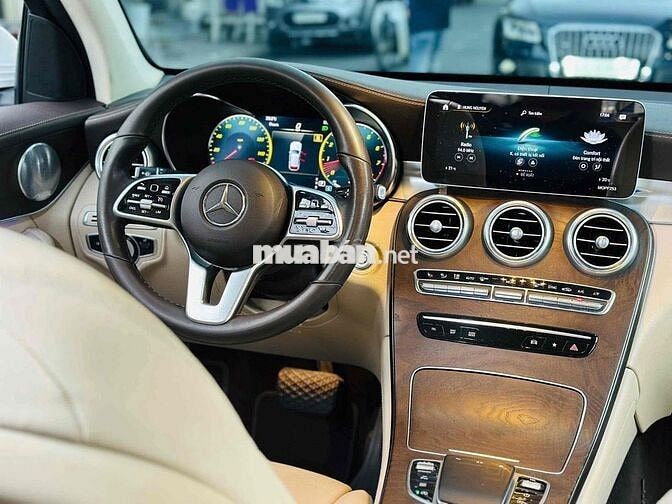Mercedes GLC 200 4Matic Model 2021