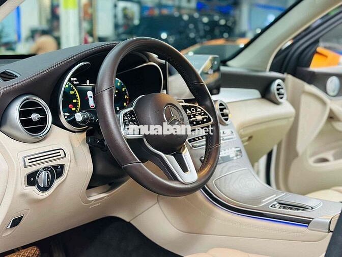 Mercedes GLC 200 4Matic Model 2021