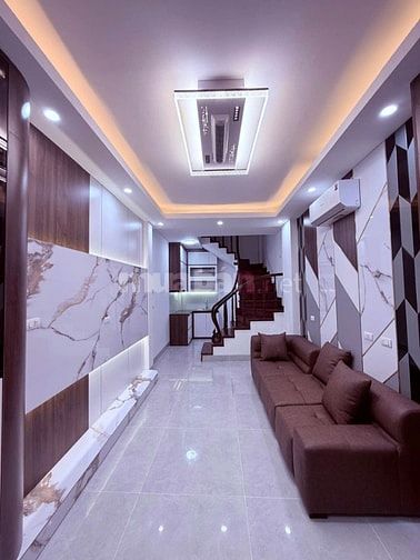 Hiếm! nhà Xuân Thủy, VF3 lùi cửa, Cạnh HV Báo Chí, 6 tầng,11t