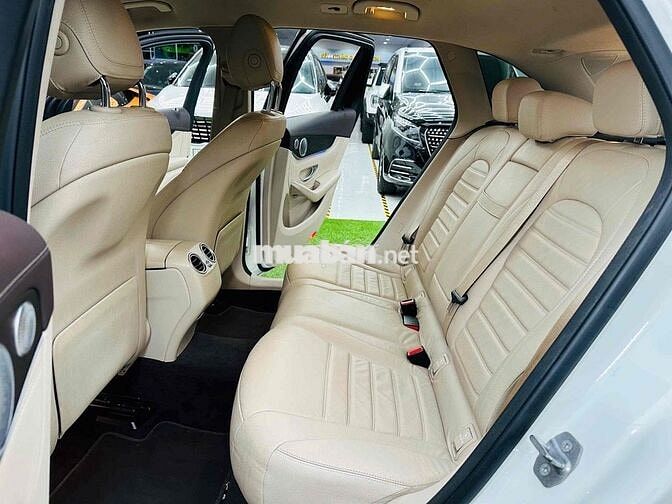 Mercedes GLC 200 4Matic Model 2021