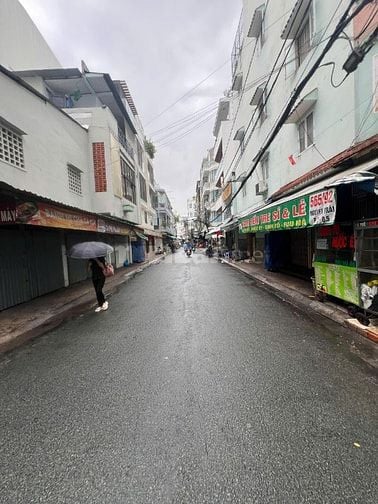 BÁN GẤP NHÀ HẺM 565/96 NGUYỄN TRÃI, P.7, QUẬN 5 