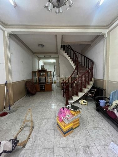 BÁN GẤP NHÀ HẺM 565/96 NGUYỄN TRÃI, P.7, QUẬN 5 