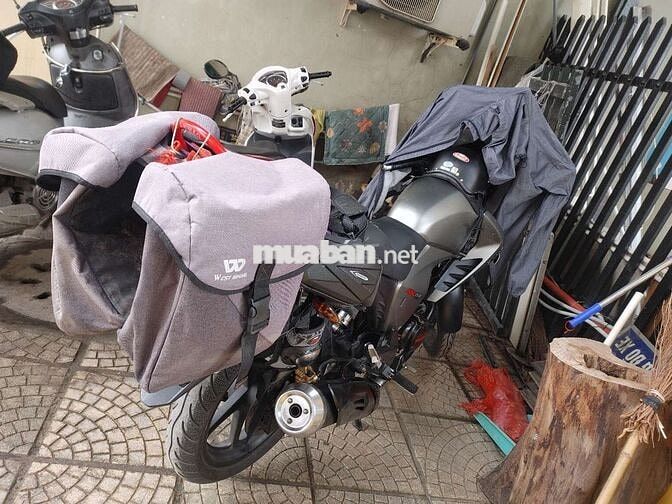 Honda CB150 Xám