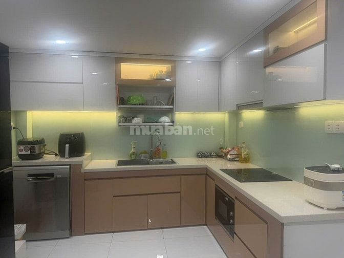 CẦN BÁN GẤP – HẺM XE HƠI ĐẸP HIẾM GẶP QUẬN 5 🚨