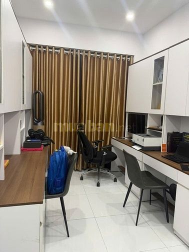 CẦN BÁN GẤP – HẺM XE HƠI ĐẸP HIẾM GẶP QUẬN 5 🚨
