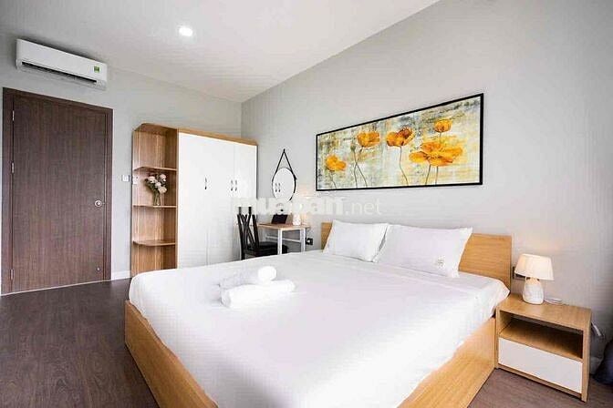 CHO THUÊ CĂN HỘ 3PN - 2WC - 115m2 SAIGON ROYAL – VIEW THÀNH PHỐ