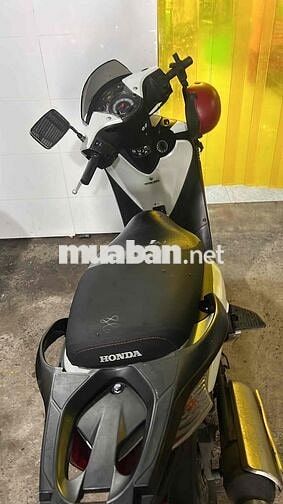 Honda SH Ý 125 Trắng Nguyên zin