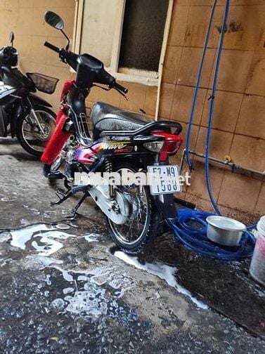 Xe Honda màu Đỏ