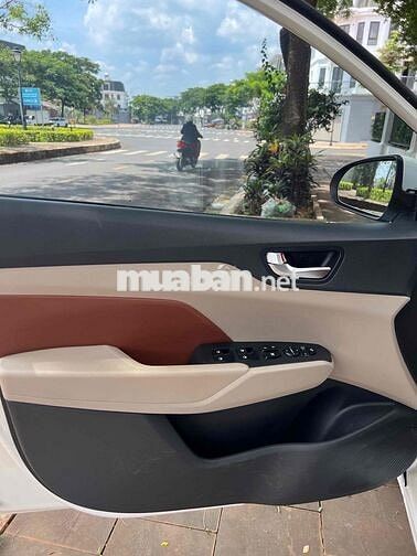 Hyundai Accent 2019 AT Trắng