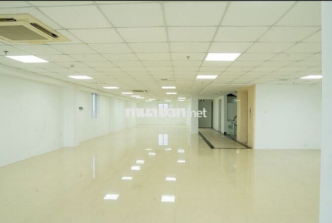 Cho thuê văn phòng mặt tiền đường Ngô Quyền - Diện tích linh động