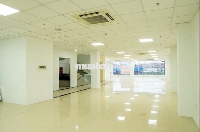Cho thuê văn phòng mặt tiền đường Ngô Quyền - Diện tích linh động
