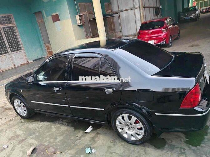 Ford Laser GHIA 1.8 Số sàn Đen
