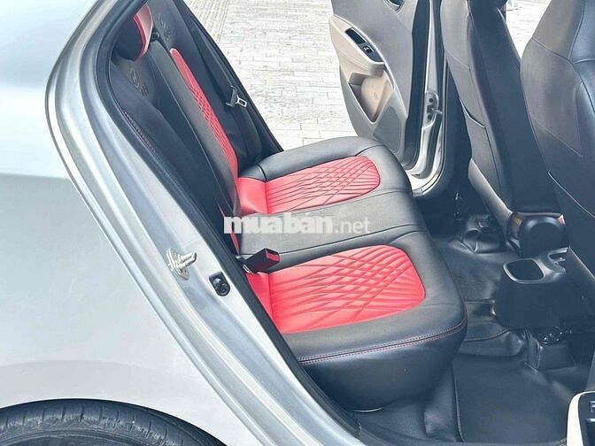 Hyundai Grand i10 2019 Bạc