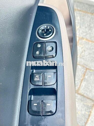 Hyundai Grand i10 2019 Bạc