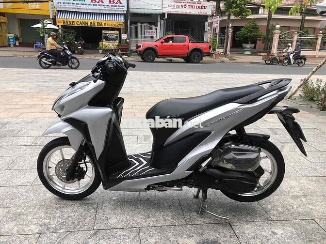 Honda Vario 150 2020 Bạc