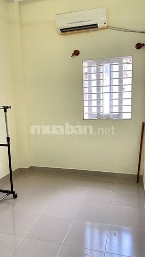 Quận 10, cho thuê phòng, tiện nghi, máy lạnh, toilet riêng, an ninh...