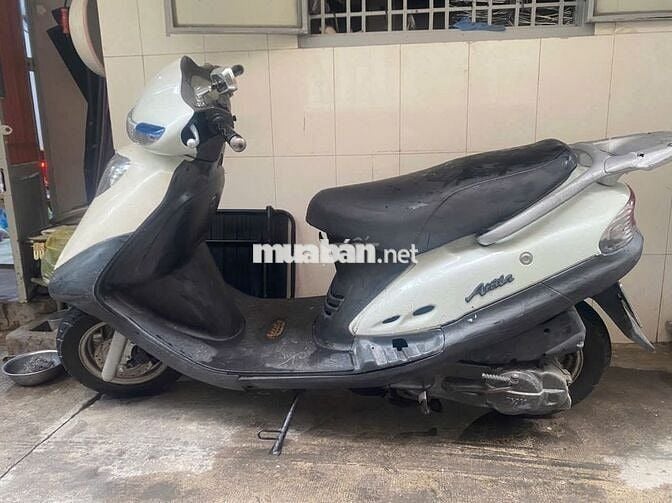 SYM Attila màu Trắng