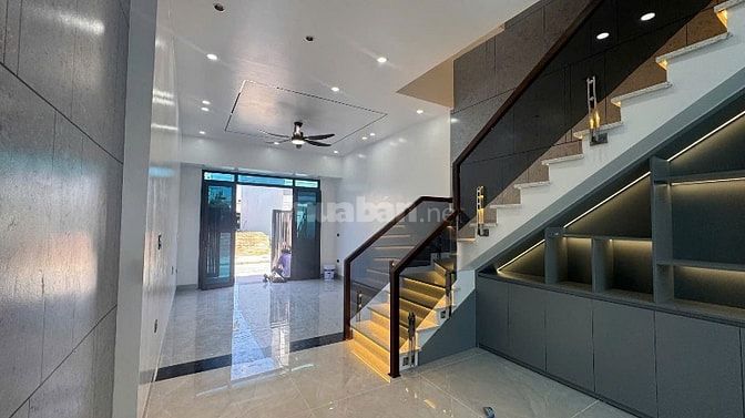 2 căn đẹp tại cách ha nam Sơn vị trí đẹp giao thông thuận tiện