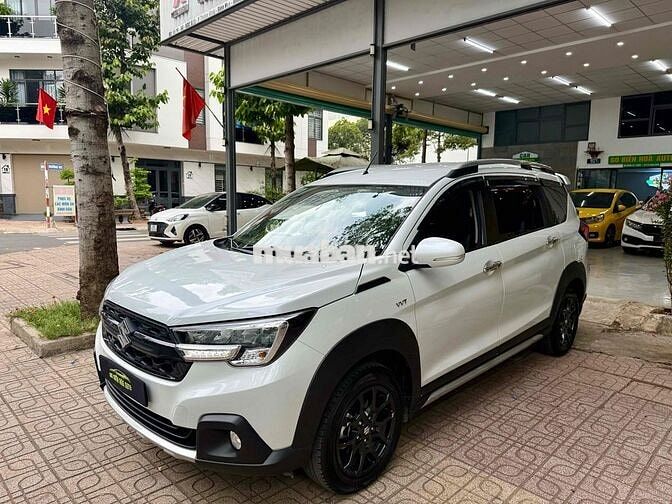 Suzuki XL7 2024 Hybrid Trắng