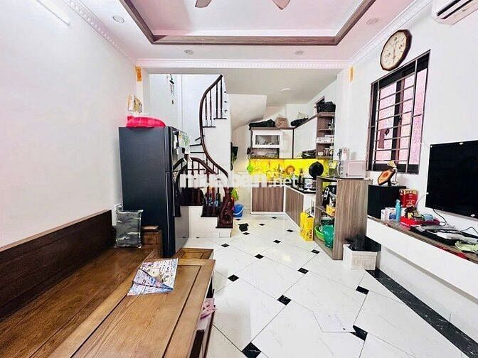XUÂN LA 30M2 5 TẦNG MT 4.15M - Ô TÔ LÙI CỬA - FULL NỘI THẤT -CHỈ 1O TỶ
