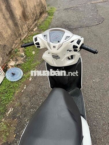 Honda Lead 2013 Trắng
