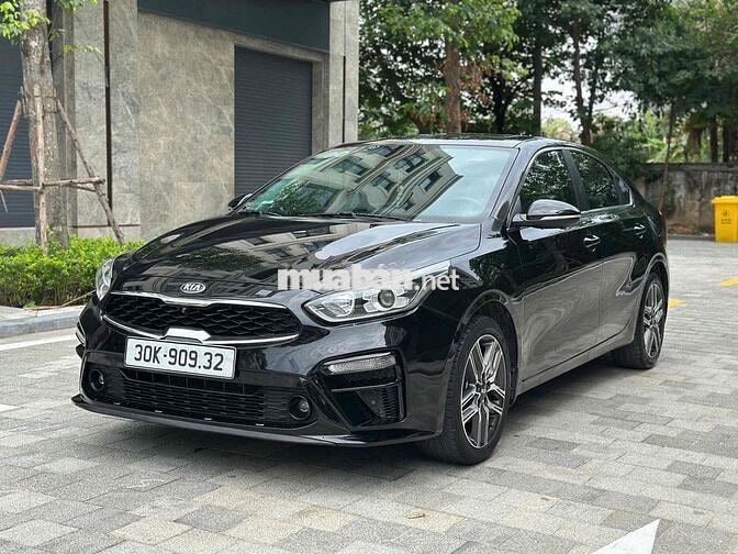 Cần Bán Kia Cerato 2019 1.6 Luxury Đen xe đẹp☎️☎️☎️