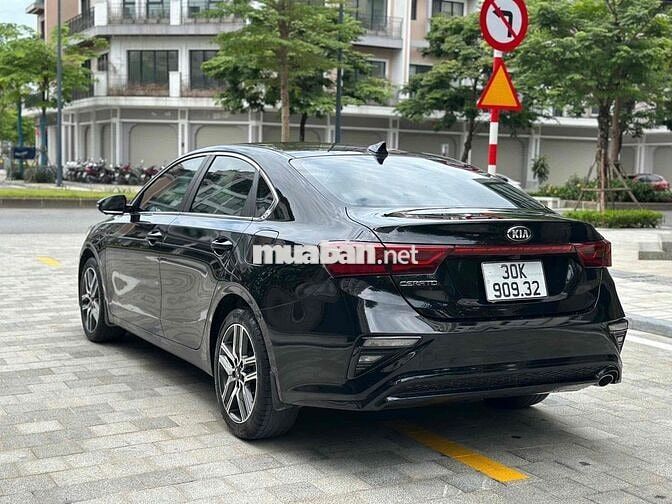 Cần Bán Kia Cerato 2019 1.6 Luxury Đen xe đẹp☎️☎️☎️