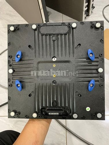 Cho thuê màn hình LED P1-4  kinh doanh 