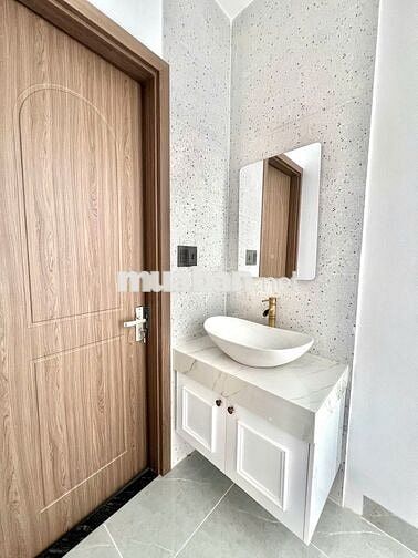 Nhà 2 tầng full nội thất chỉ 2,95 Tỷ Gần Cầu Lim Đường Minh Mạng TPHuế