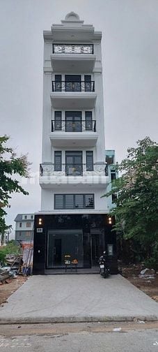 CĂN HỘ MINI- 48M2 CÓ BAN CÔNG,  MT ĐƯỜNG 40M FULL NỘI THẤT CHO THUÊ