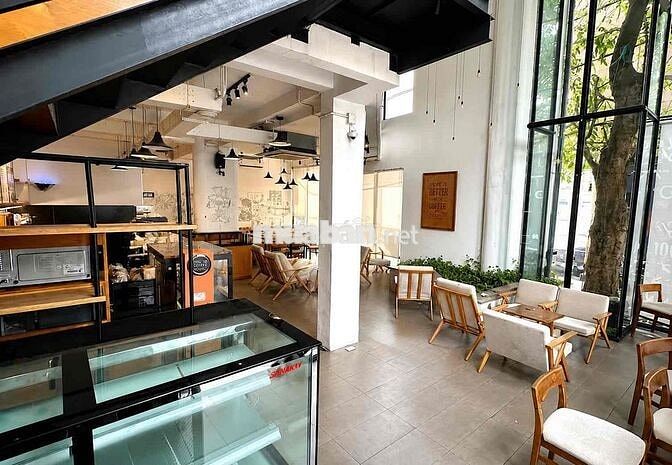 CHO THUÊ NHÀ MẶT TIỀN 300m2 NGÔ TẤT TỐ – P. Thạnh Mỹ Tây, Bình Thạnh