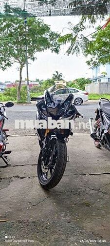 Yamaha R15 Đen Thể thao