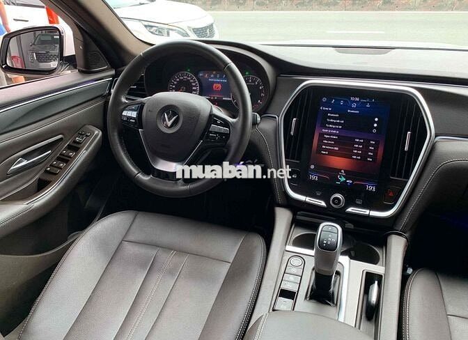 LuxA Plus 2020 qua sử dụng đi kĩ giá hợp lý