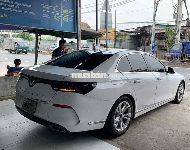 LuxA Plus 2020 qua sử dụng đi kĩ giá hợp lý