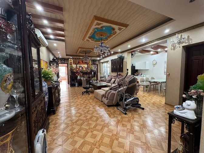 Bán 2 căn hộ chung cư đẹp đường Hoàng Đạo Thúy phường Yên Hòa Hà Nội 