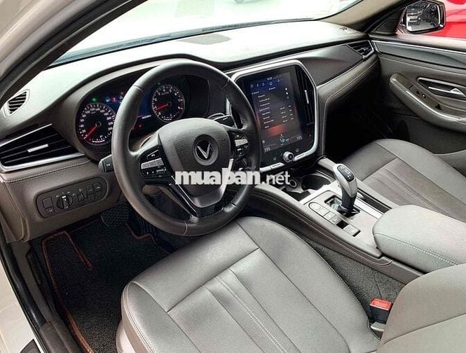 LuxA Plus 2020 qua sử dụng đi kĩ giá hợp lý
