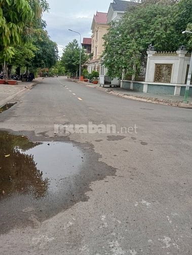 BÁN LÔ ĐẤT BT PHƯỜNG BÌNH TRƯNG ĐỒNG Q, 2 CỦ GIÁ 160TR/M.WIEU SÔNG 