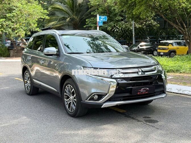 Mitsubishi Outlander 2.4 Premium 2019 cao cấp
