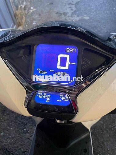 Honda SH125 CBS 2024 Trắng 4000km