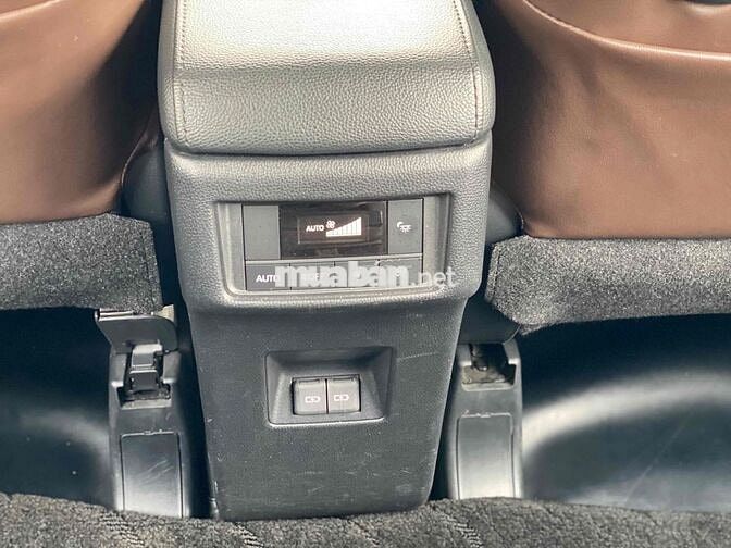 Toyota Innova Cross 2024 2.0V 27.000 km