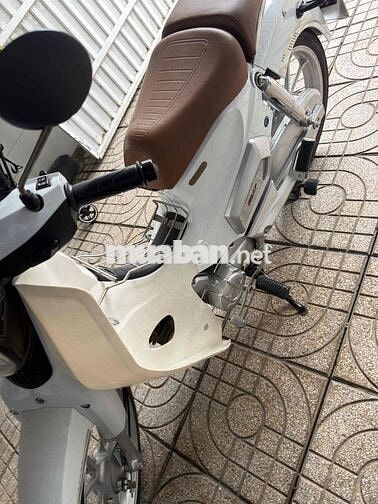 Honda Super Cub 50cc 2025 Trắng 2444 km