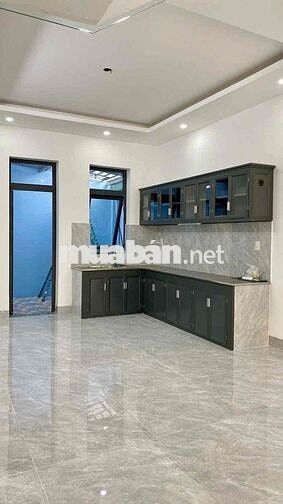 cho thuê nha tx 25 q12 mới tinh chưa ai ở giá 10tr /th