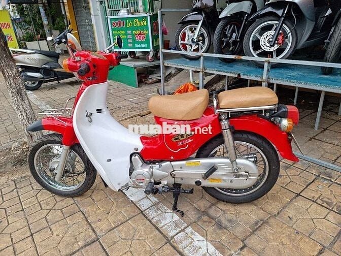 Halim Super Cub Đỏ trắng