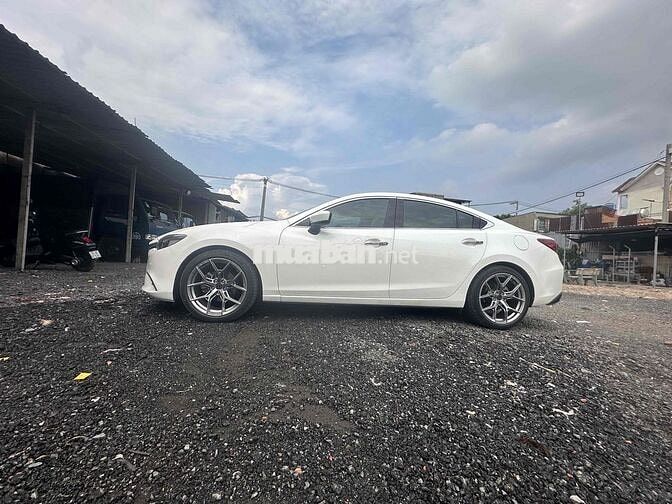 Mazda 6 2.5 Full Trắng