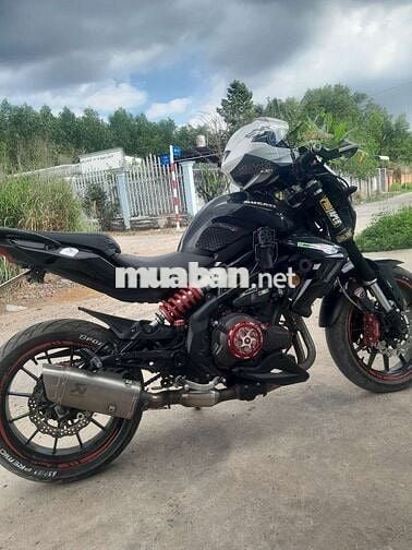Benelli 302 2016 Đen Đã qua sử dụng
