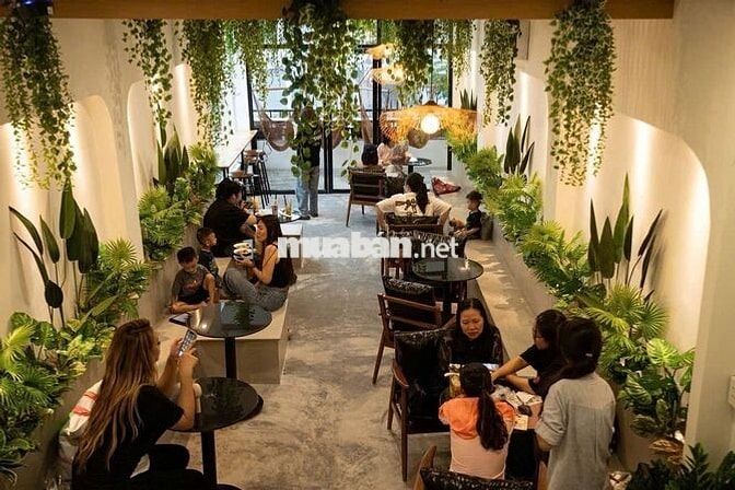  Mặt Tiền  Lê Văn Duyệt 200m2 2 Lầu Sát VŨ Huy Tấn Quận 1 Có Vỉa Hè