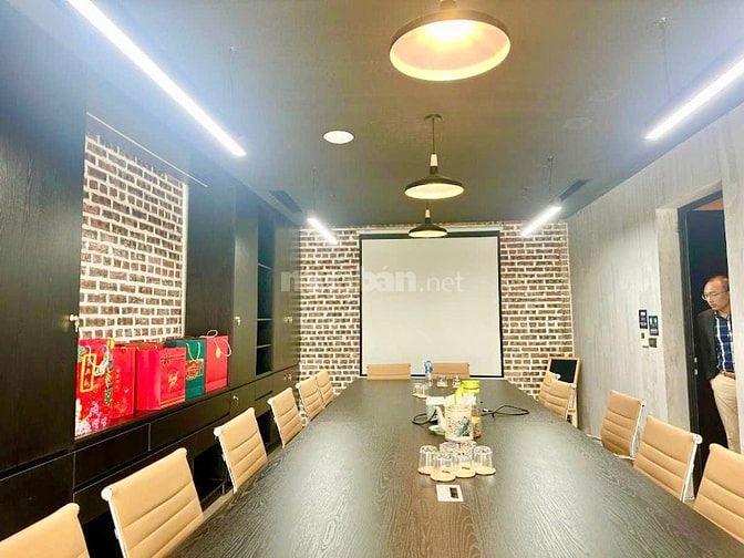 BÁN NHÀ PHÂN LÔ TRUNG HOÀ_Ô TÔ_100m 5 TẦNG THANG MÁY_NỘI THẤT ĐẸP