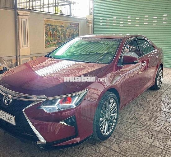 Toyota Camry 2015 Form mới Đỏ